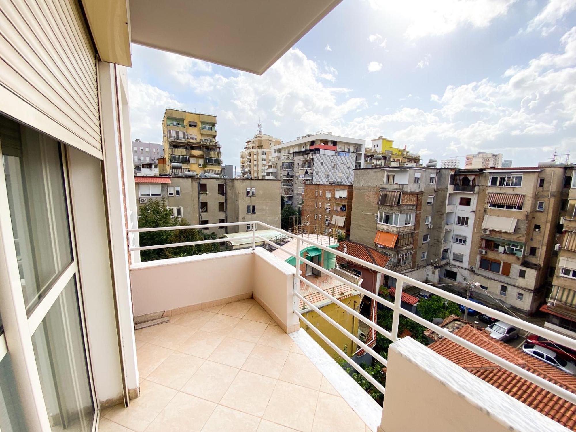 Modern At New Bazaar, Apartamento *